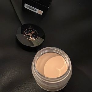 Anastasia pot concealer 1.0